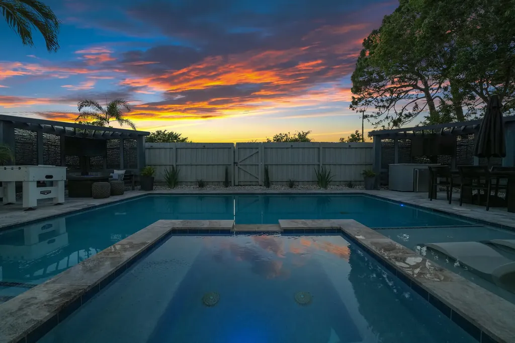 116 Cypress Cove Jupiter FL 33458