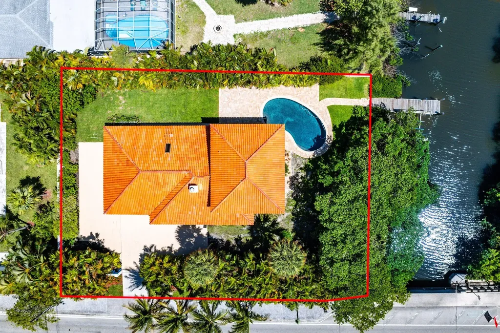 Lantana FL, 359 E Ocean Avenue