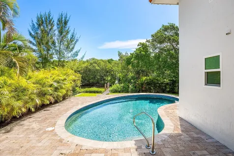 359 E Ocean Avenue Lantana FL 33462