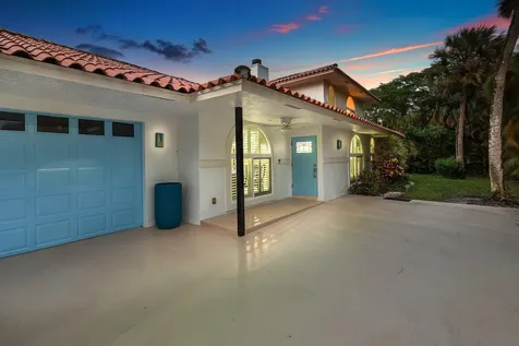 359 E Ocean Avenue Lantana FL 33462