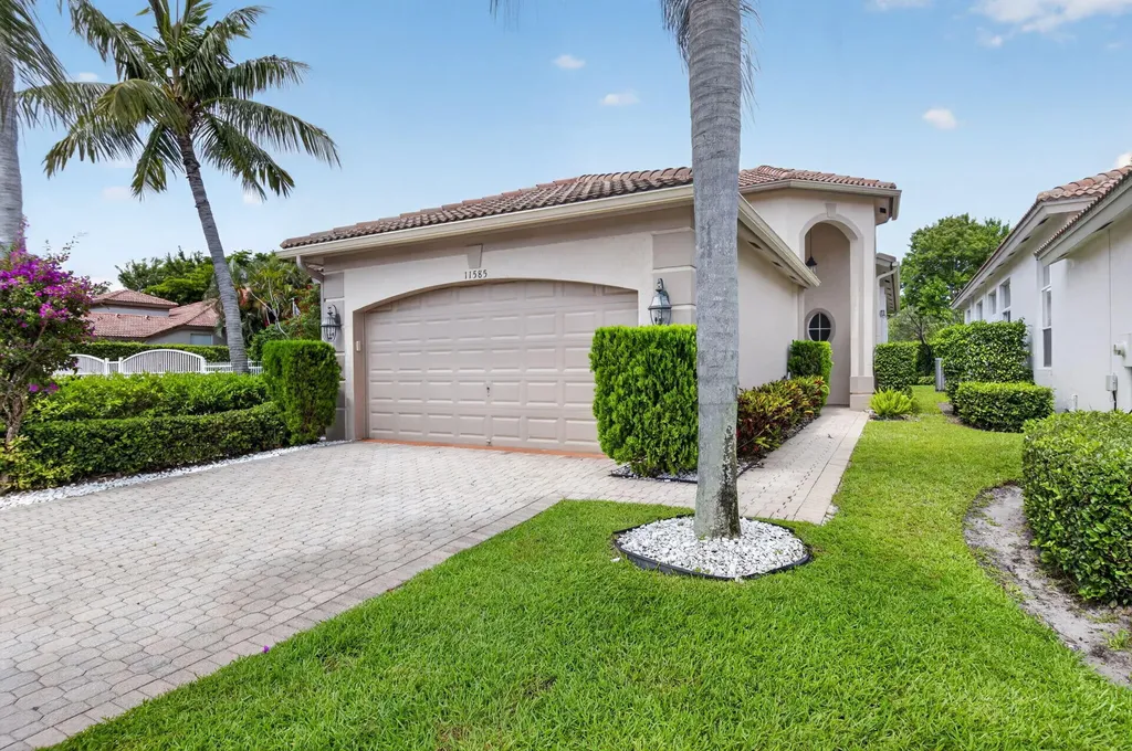 11585 Green Golf Lane Boynton Beach FL 33437
