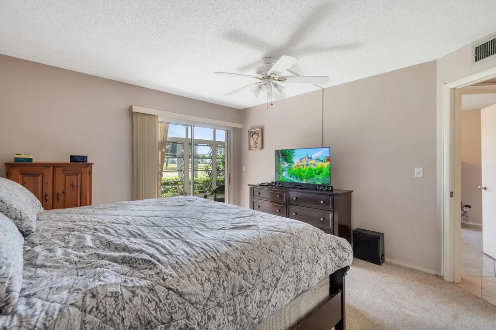 16 Vista Palm Lane Vero Beach FL 32962