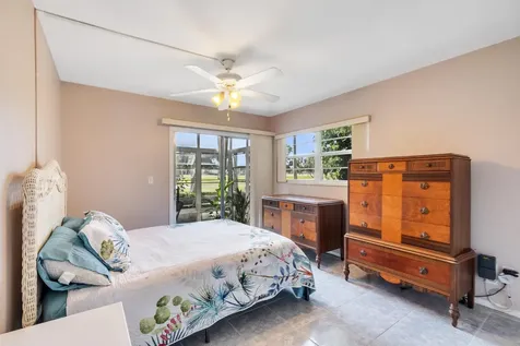 16 Vista Palm Lane Vero Beach FL 32962