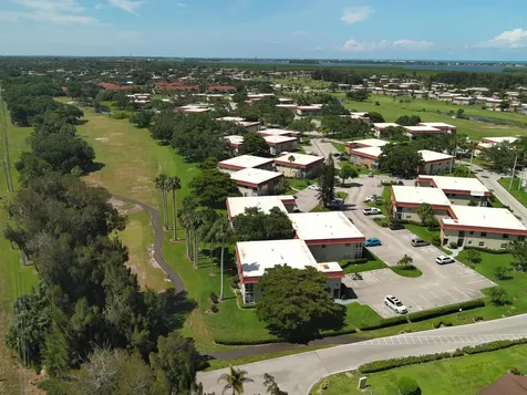 16 Vista Palm Lane Vero Beach FL 32962