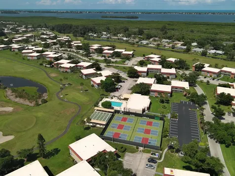 16 Vista Palm Lane Vero Beach FL 32962