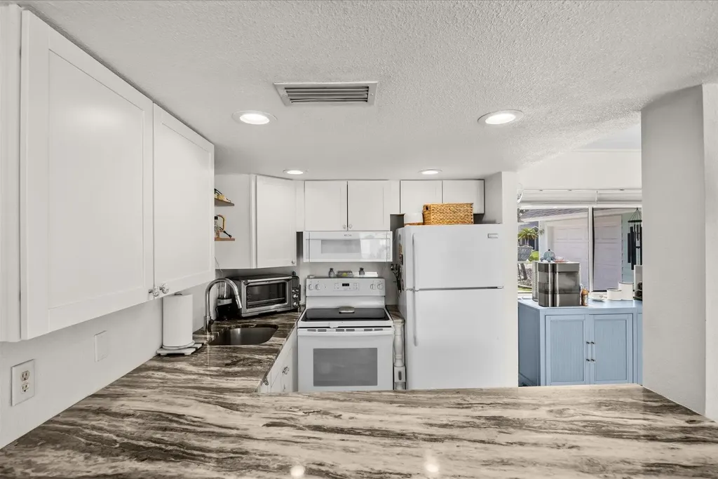 2426 SE Cooper Lane Port St Lucie FL 34984