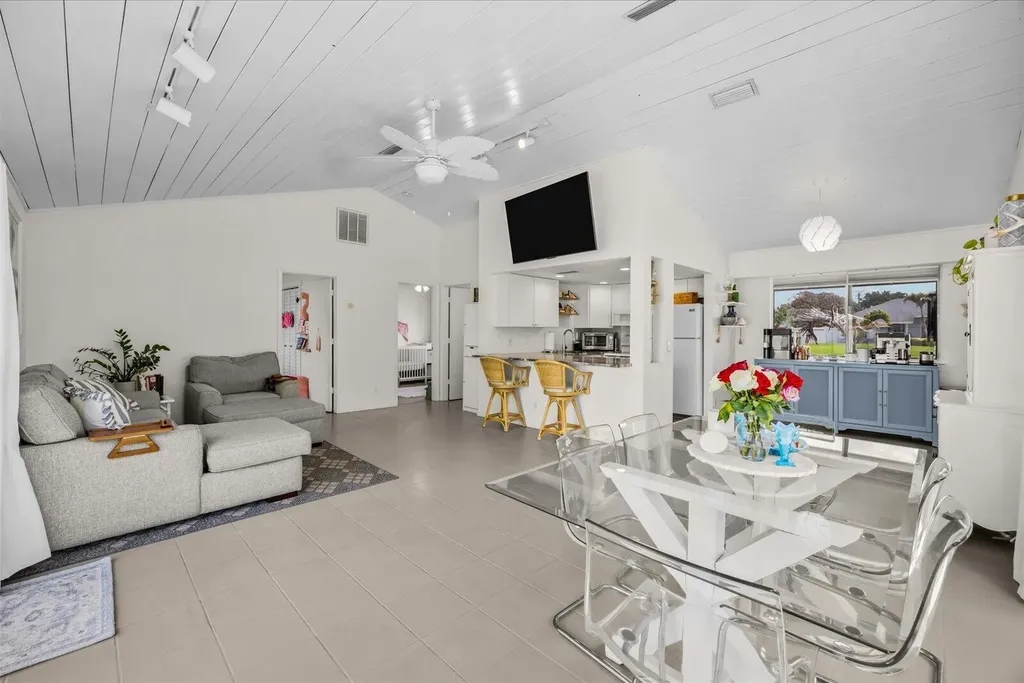 2426 SE Cooper Lane Port St Lucie FL 34984