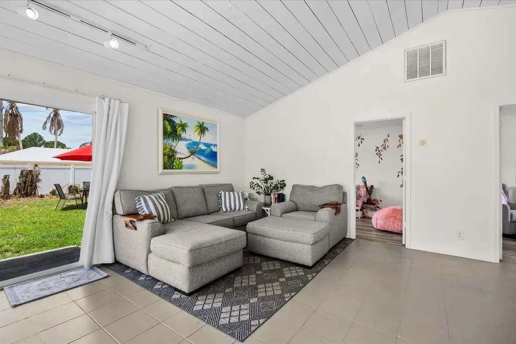 2426 SE Cooper Lane Port St Lucie FL 34984