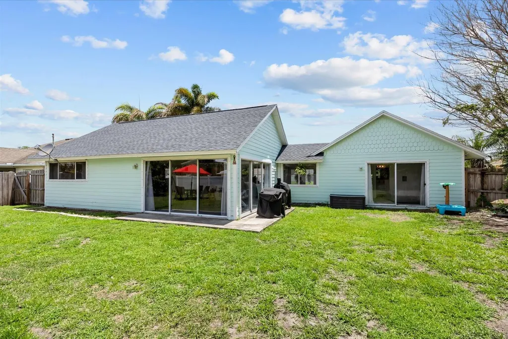 2426 SE Cooper Lane Port St Lucie FL 34984