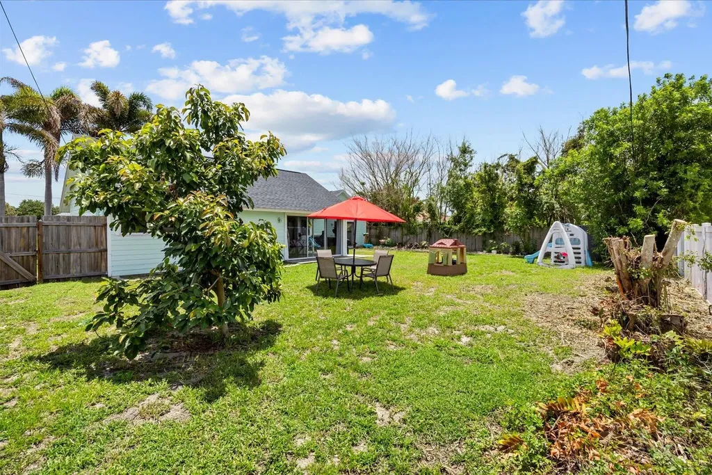 2426 SE Cooper Lane Port St Lucie FL 34984