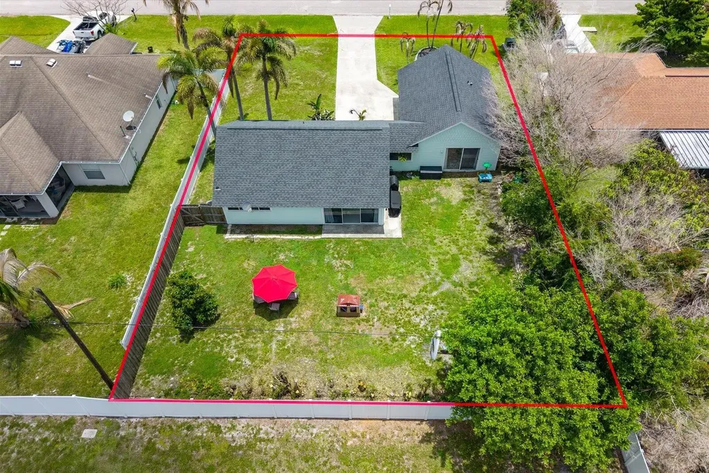 2426 SE Cooper Lane Port St Lucie FL 34984