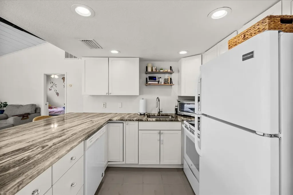 2426 SE Cooper Lane Port St Lucie FL 34984