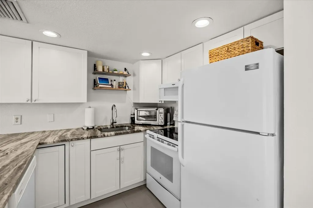 2426 SE Cooper Lane Port St Lucie FL 34984