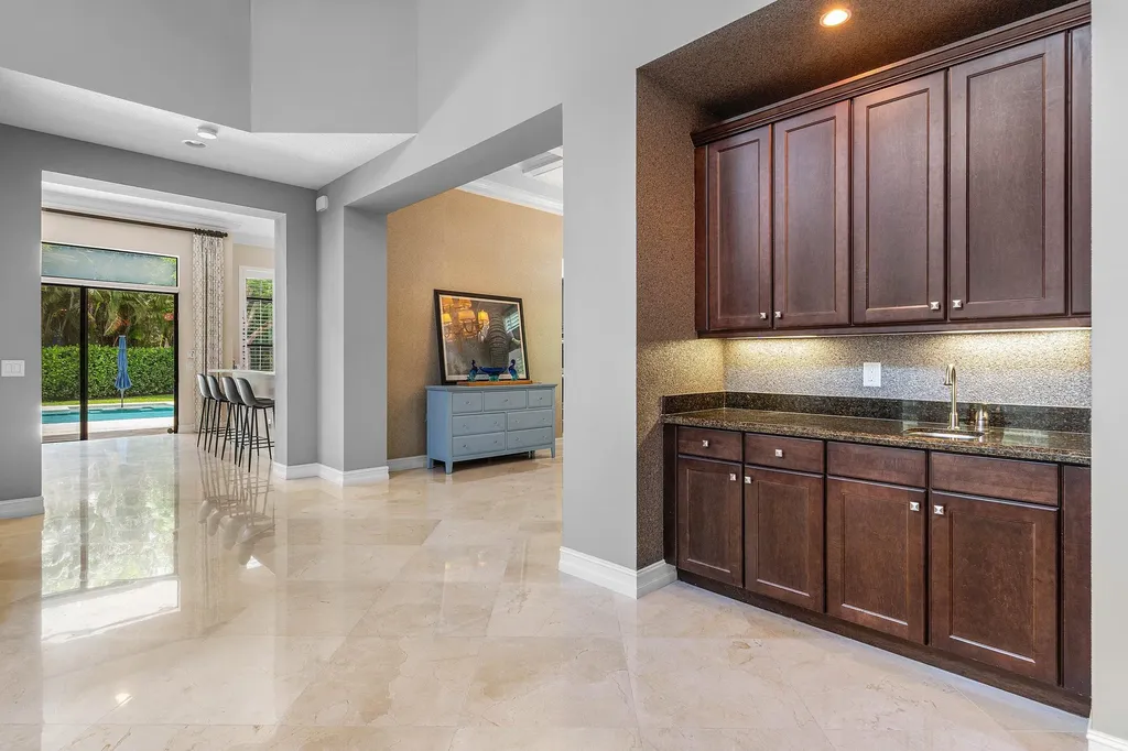 8658 Lewis River Road Delray Beach FL 33446