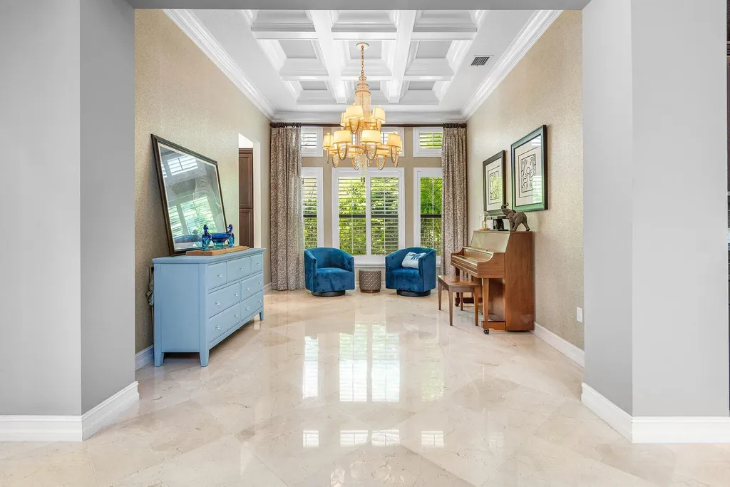 8658 Lewis River Road Delray Beach FL 33446