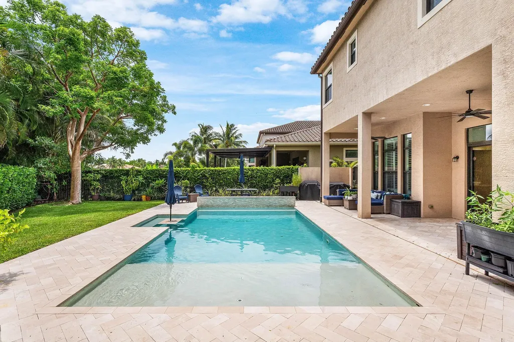 8658 Lewis River Road Delray Beach FL 33446