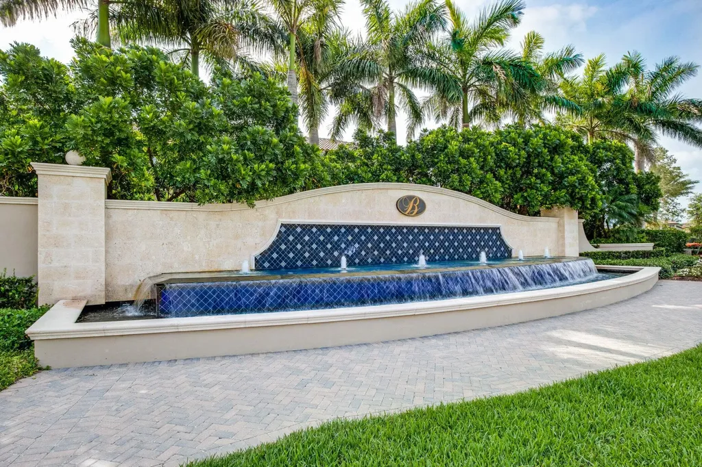 8658 Lewis River Road Delray Beach FL 33446