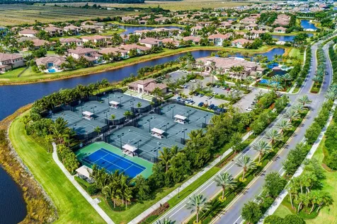 8658 Lewis River Road Delray Beach FL 33446