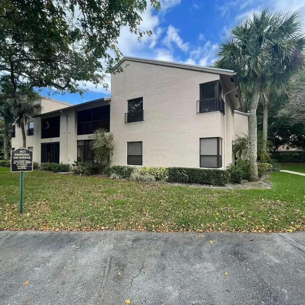 3427 NW 47th Avenue Coconut Creek FL 33073