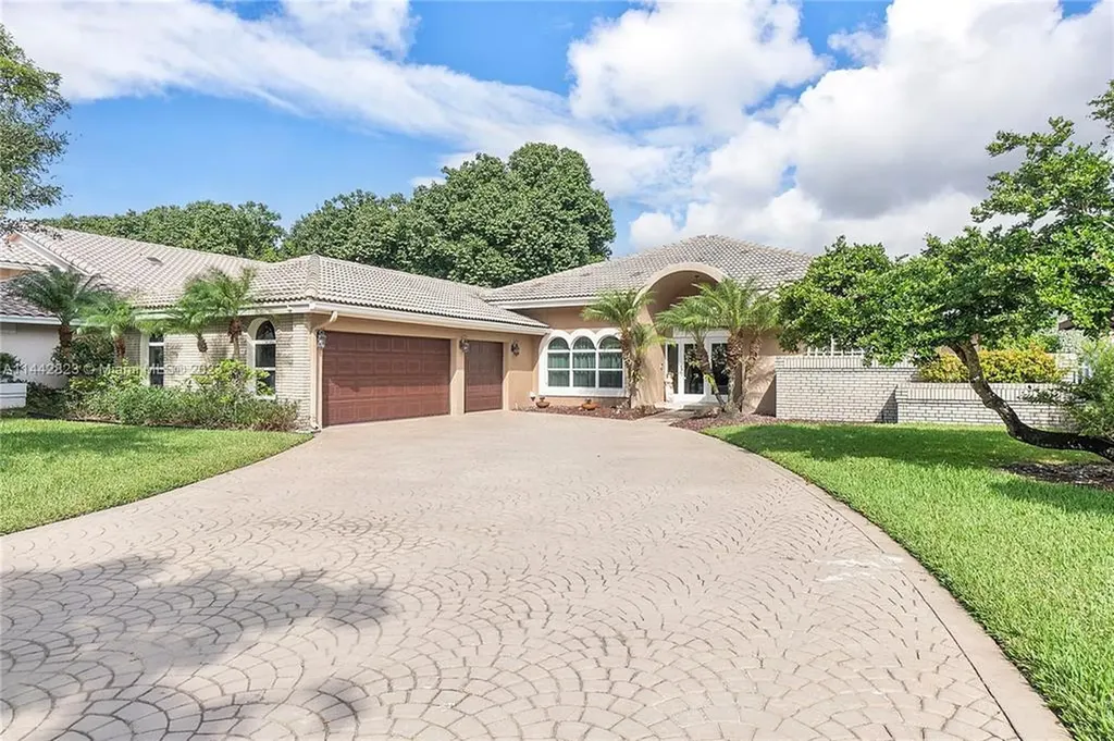 11999 Classic Drive Coral Springs FL 33071