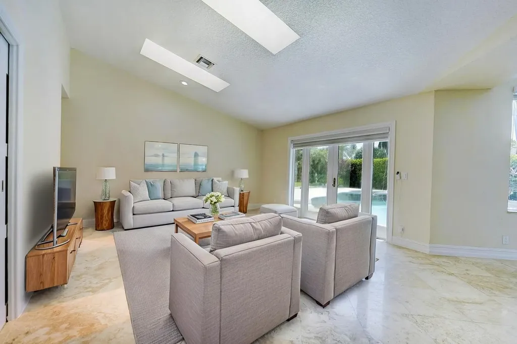 11999 Classic Drive Coral Springs FL 33071