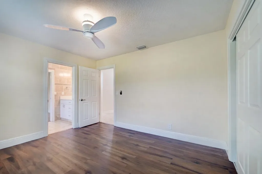 11999 Classic Drive Coral Springs FL 33071