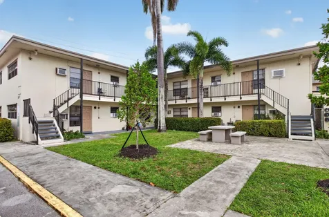 2275 NE 12th Street Pompano Beach FL 33062