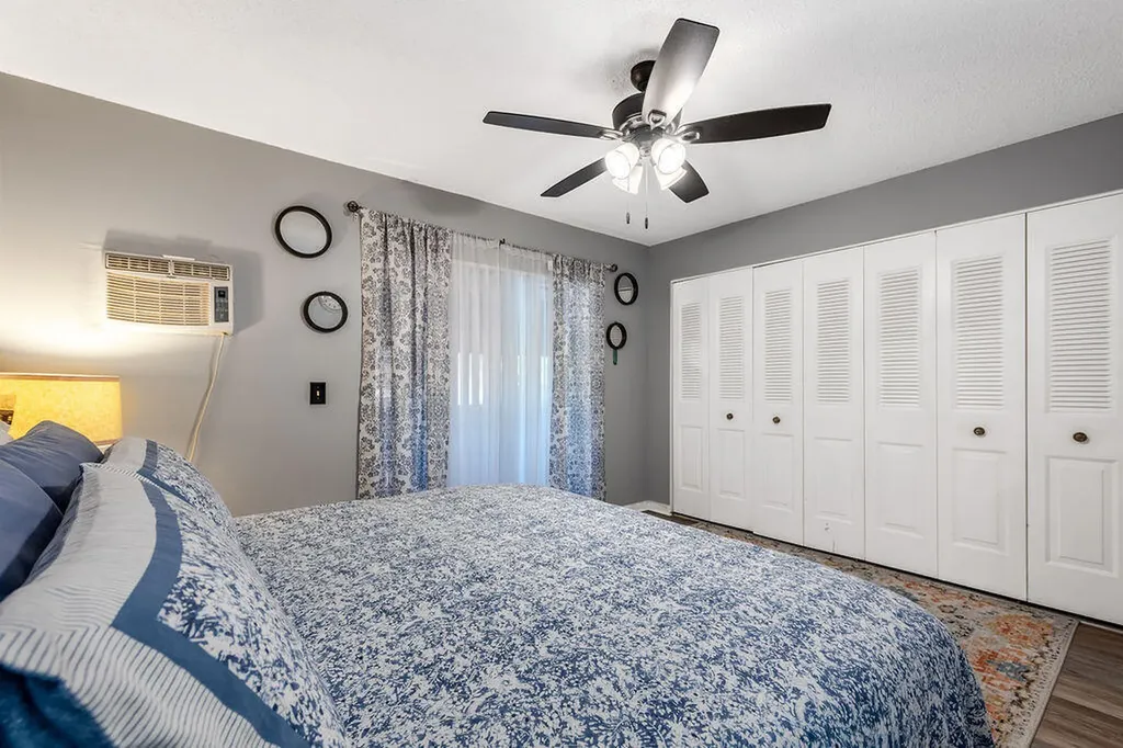 393 Windsor West Palm Beach FL 33417