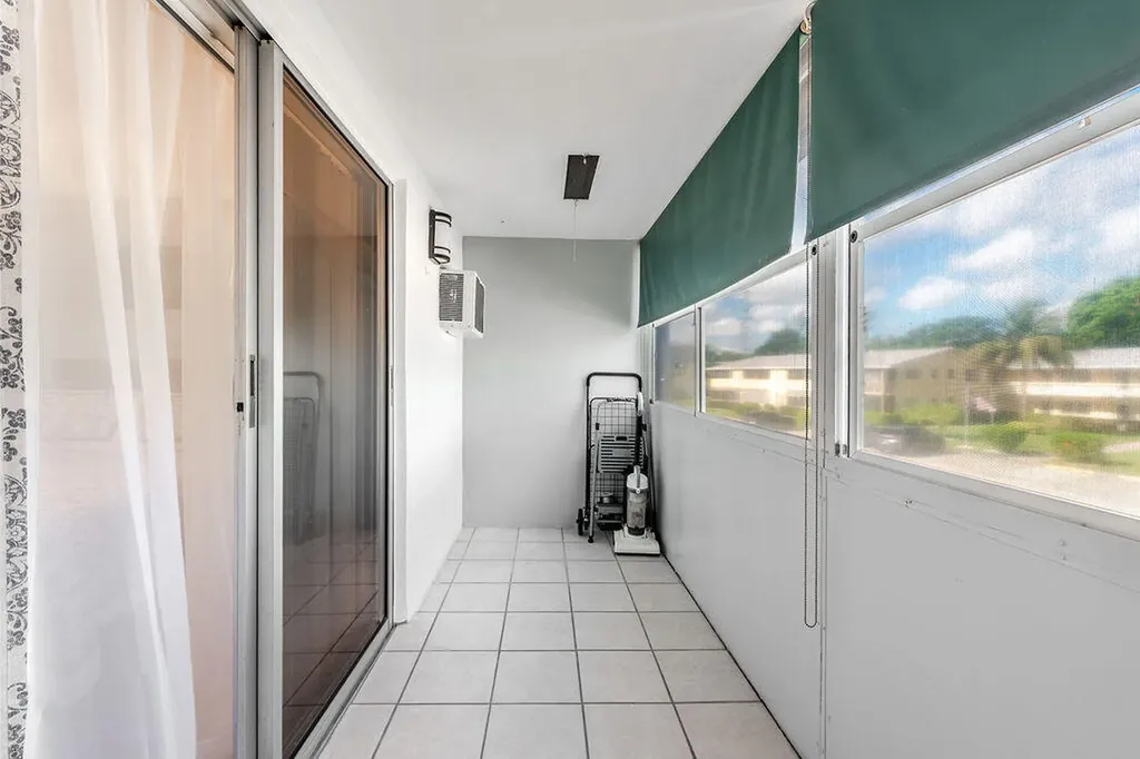 393 Windsor West Palm Beach FL 33417