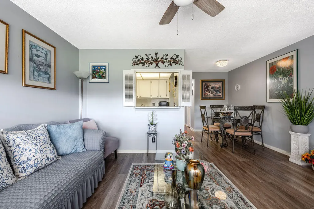 393 Windsor West Palm Beach FL 33417