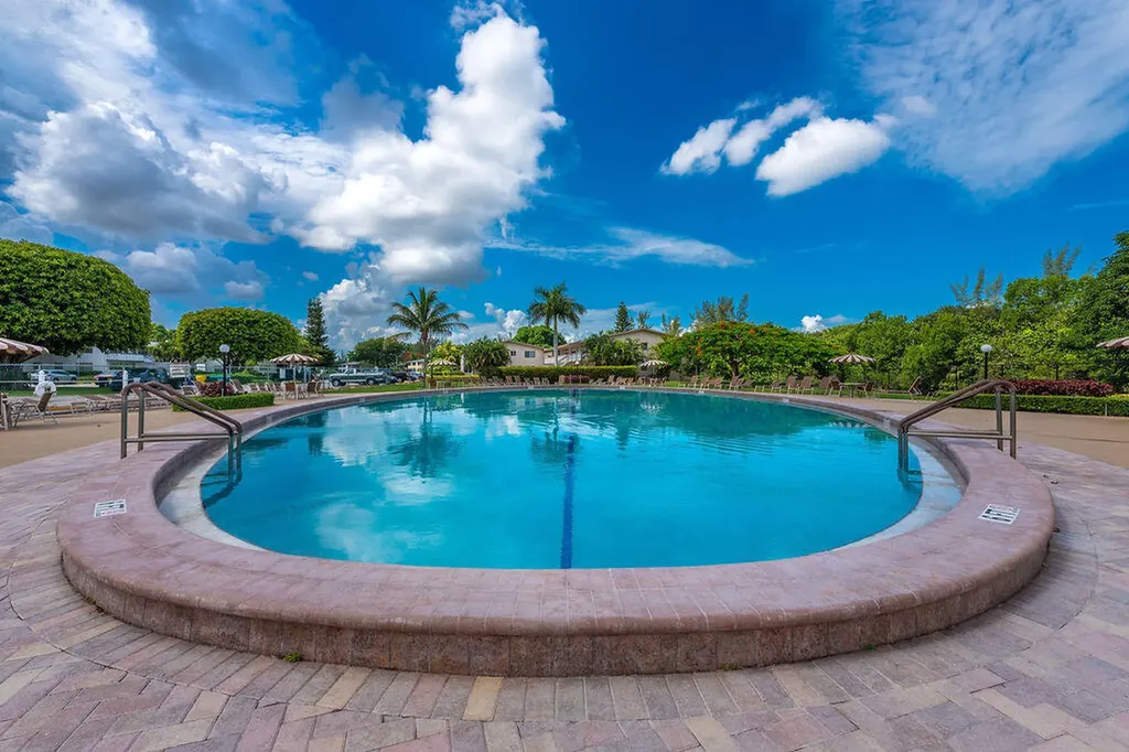 393 Windsor West Palm Beach FL 33417