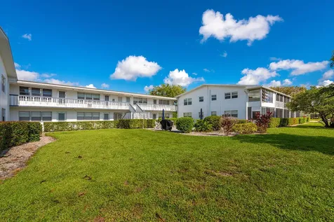 393 Windsor West Palm Beach FL 33417