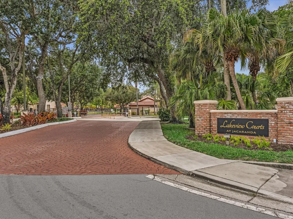 9001 W Sunrise Boulevard Plantation FL 33322