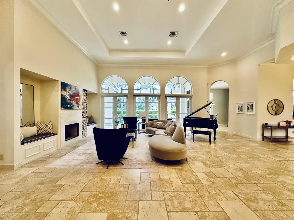 645 Atlantis Estates Way Atlantis FL 33462