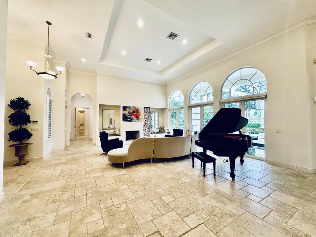 645 Atlantis Estates Way Atlantis FL 33462