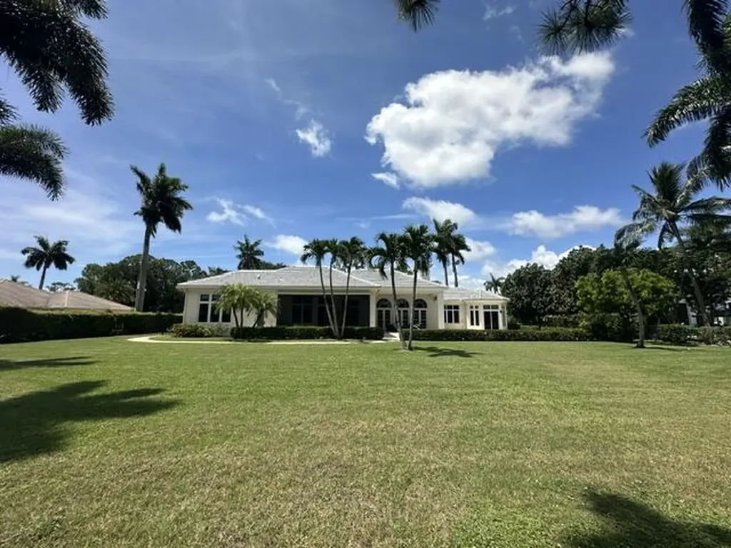 645 Atlantis Estates Way Atlantis FL 33462