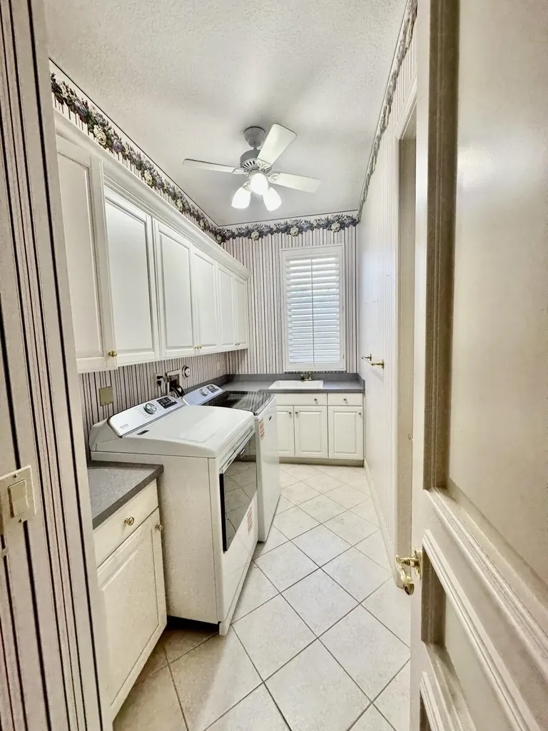 645 Atlantis Estates Way Atlantis FL 33462