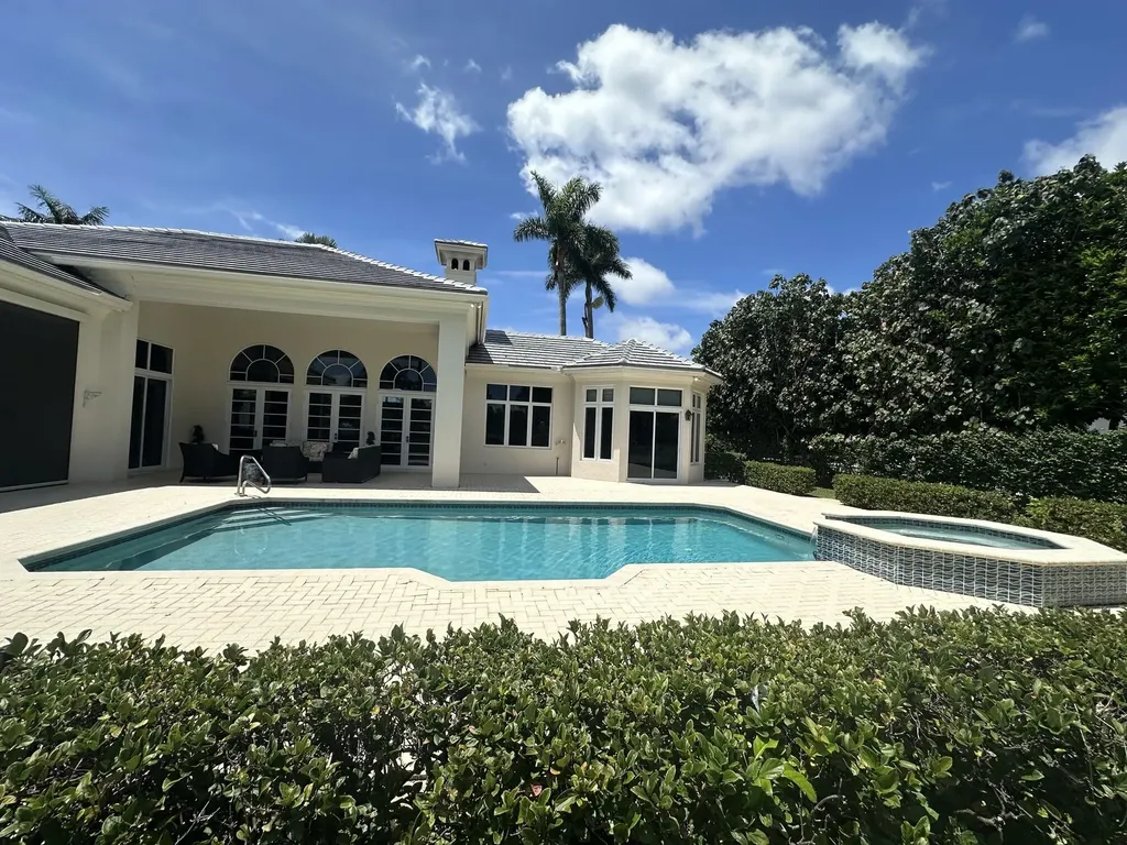 645 Atlantis Estates Way Atlantis FL 33462
