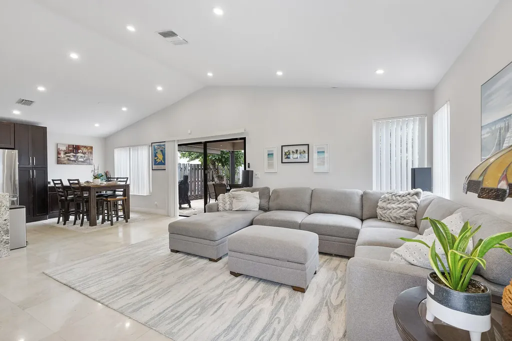 3441 NW 20th Street Coconut Creek FL 33066