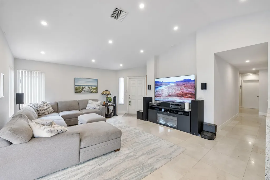 3441 NW 20th Street Coconut Creek FL 33066