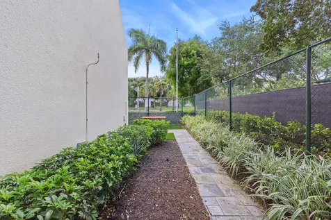 1000 Southern Boulevard West Palm Beach FL 33405