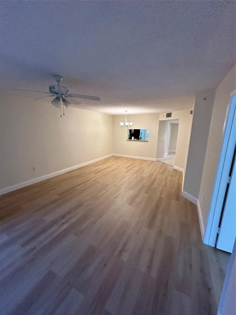 900 SW 142nd Avenue Pembroke Pines FL 33027