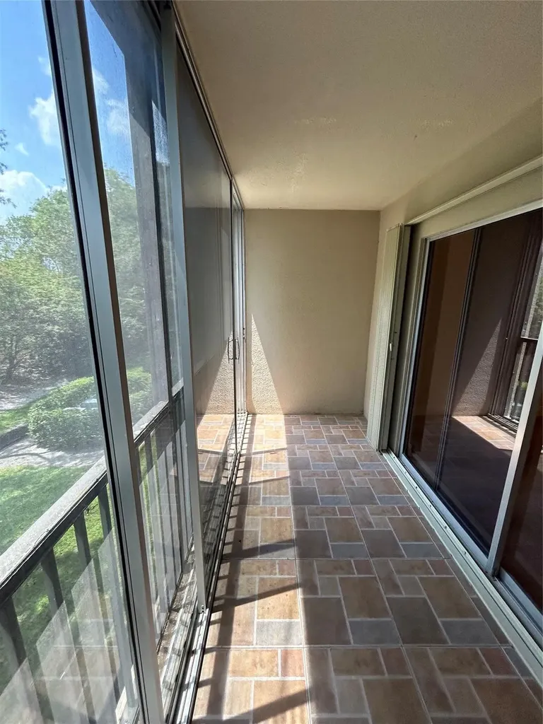 900 SW 142nd Avenue Pembroke Pines FL 33027