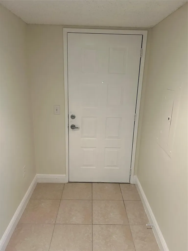 900 SW 142nd Avenue Pembroke Pines FL 33027