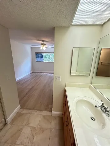 900 SW 142nd Avenue Pembroke Pines FL 33027