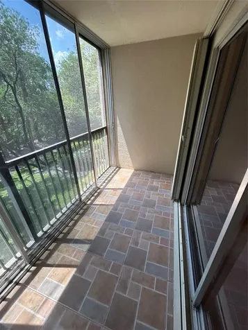 900 SW 142nd Avenue Pembroke Pines FL 33027