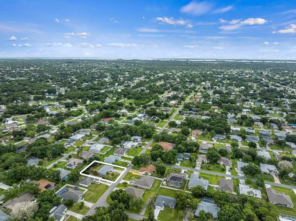 673 Cavern Terrace Sebastian FL 32958