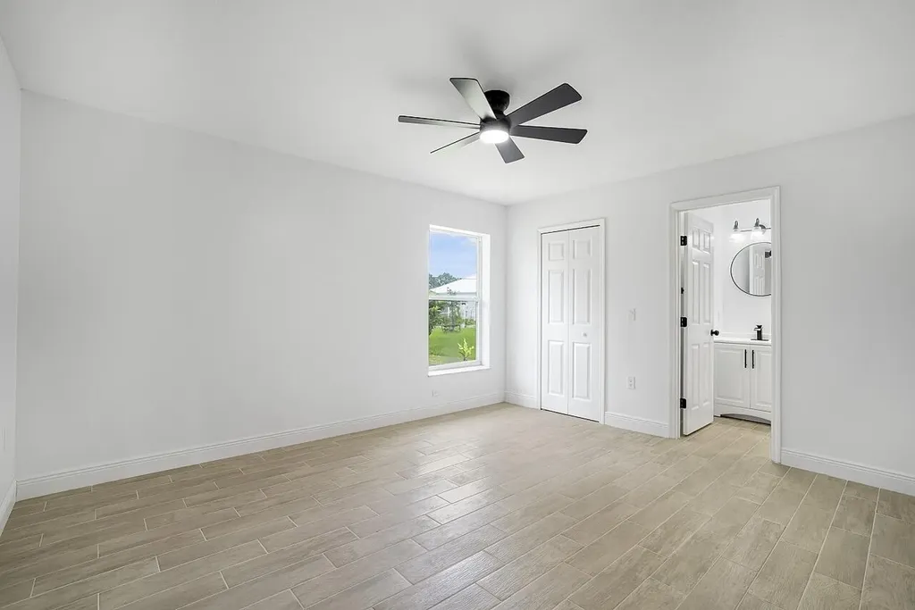 673 Cavern Terrace Sebastian FL 32958