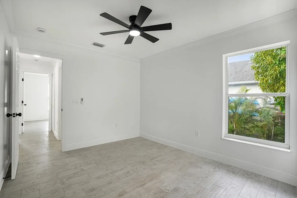 673 Cavern Terrace Sebastian FL 32958