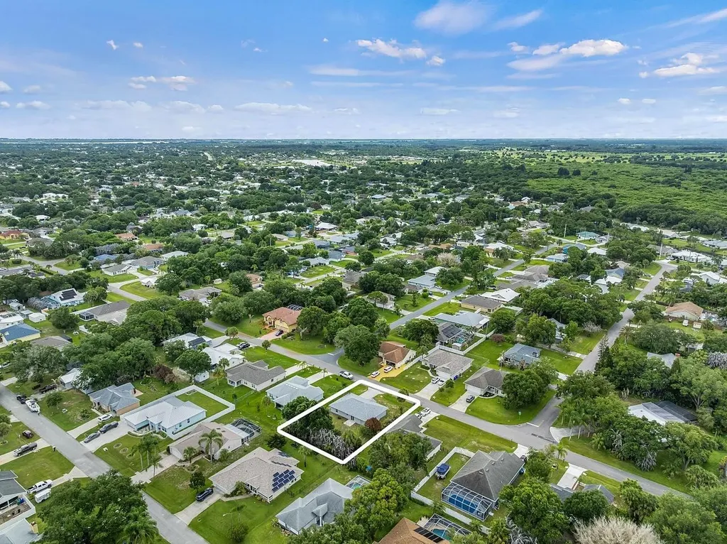 673 Cavern Terrace Sebastian FL 32958